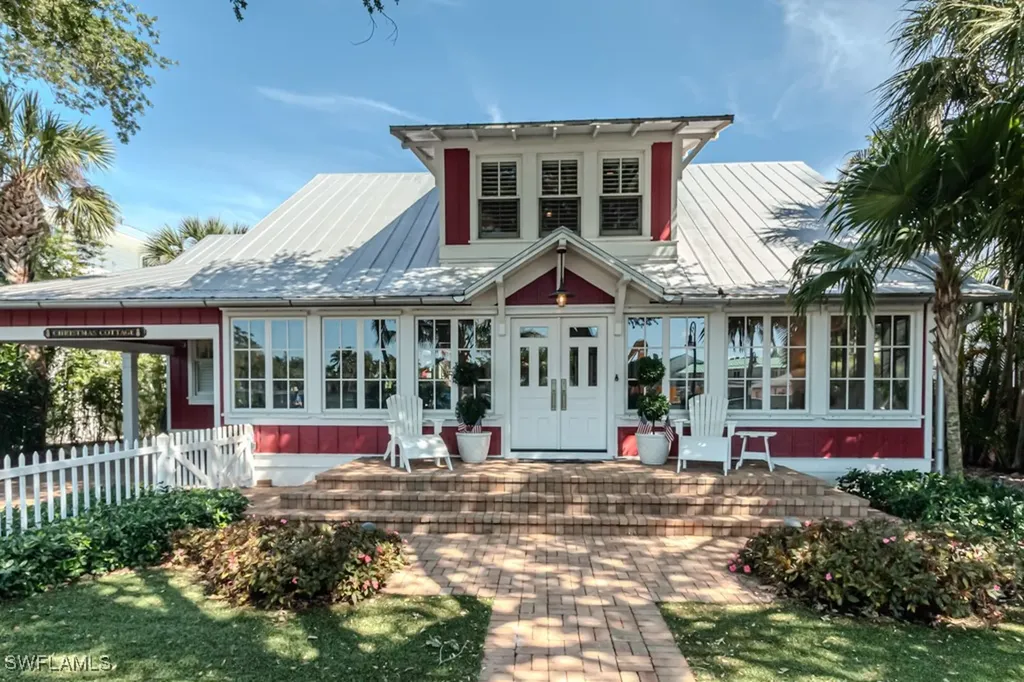 245 Broad Avenue S Naples FL 34102