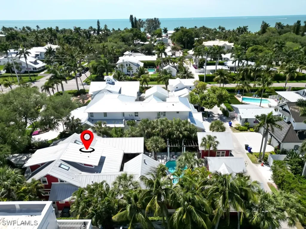 245 Broad Avenue S Naples FL 34102