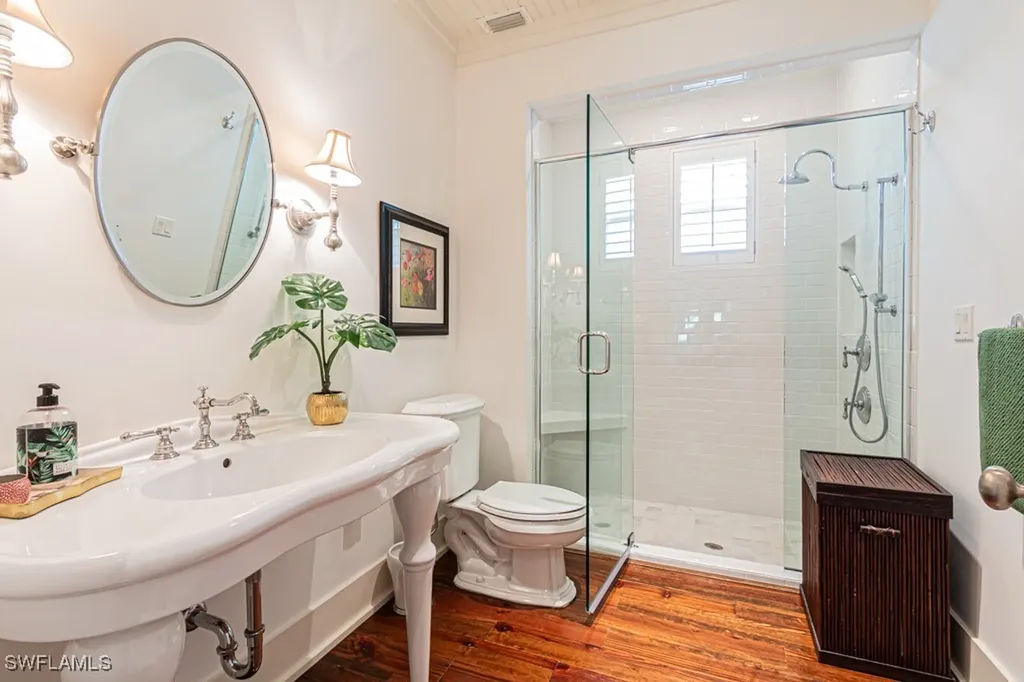 245 Broad Avenue S Naples FL 34102