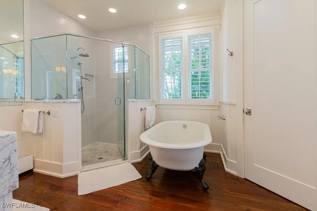 245 Broad Avenue S Naples FL 34102