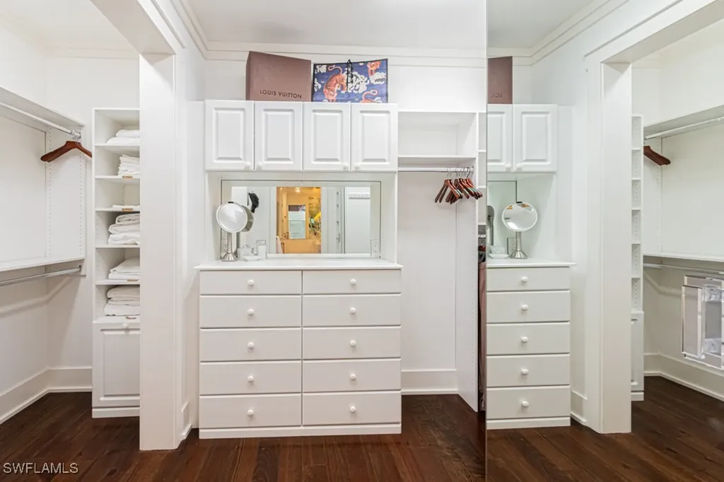 245 Broad Avenue S Naples FL 34102