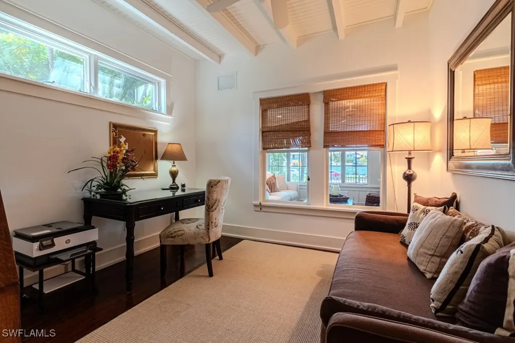 245 Broad Avenue S Naples FL 34102