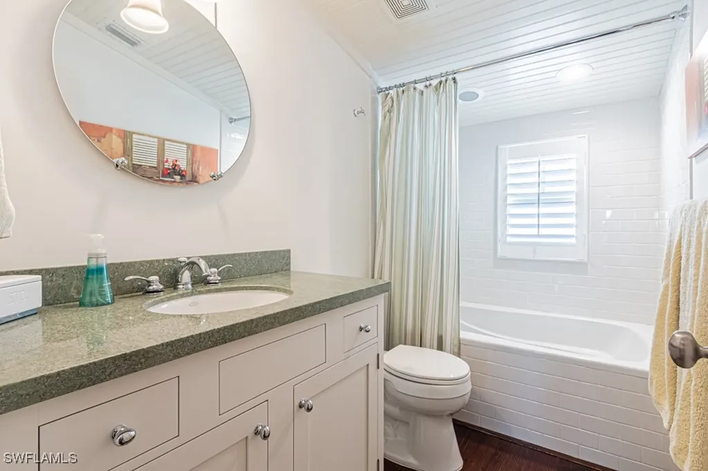 245 Broad Avenue S Naples FL 34102