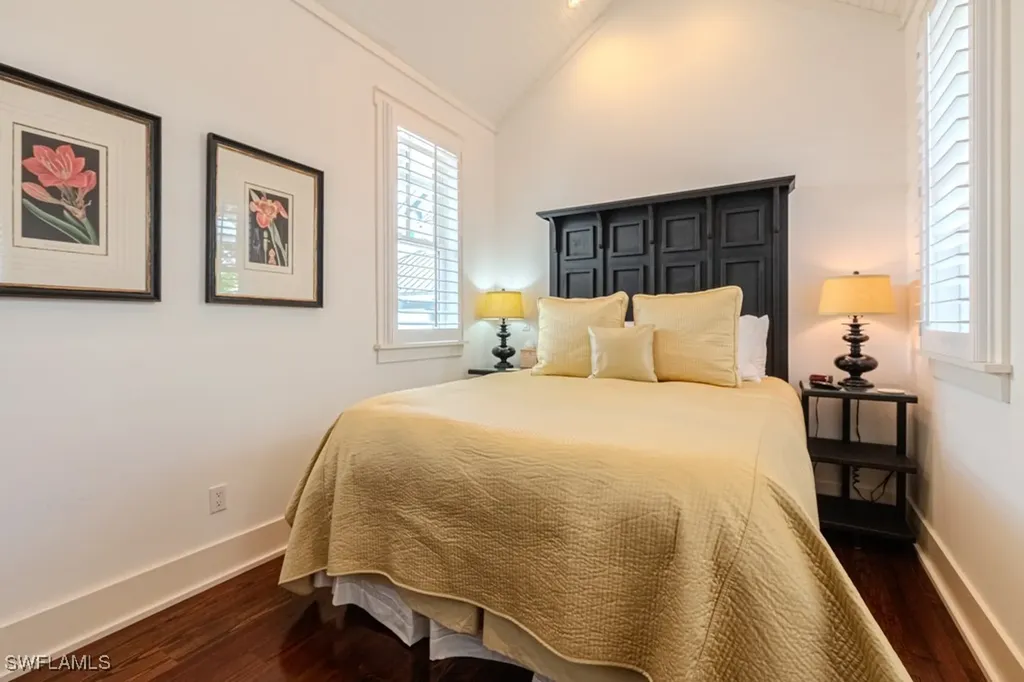 245 Broad Avenue S Naples FL 34102