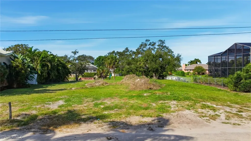 27090 Holly Lane Bonita Springs FL 34135