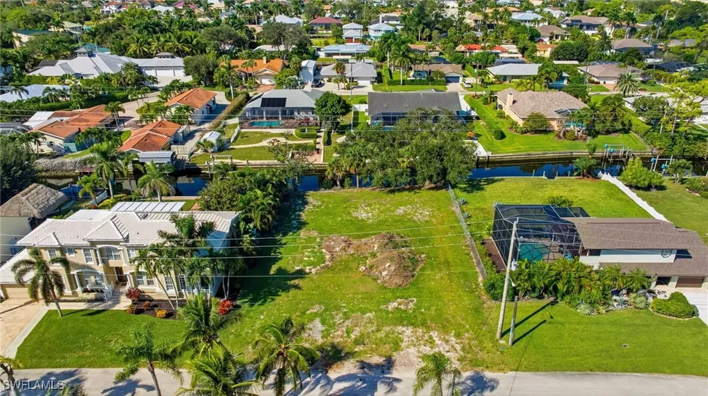 27090 Holly Lane Bonita Springs FL 34135