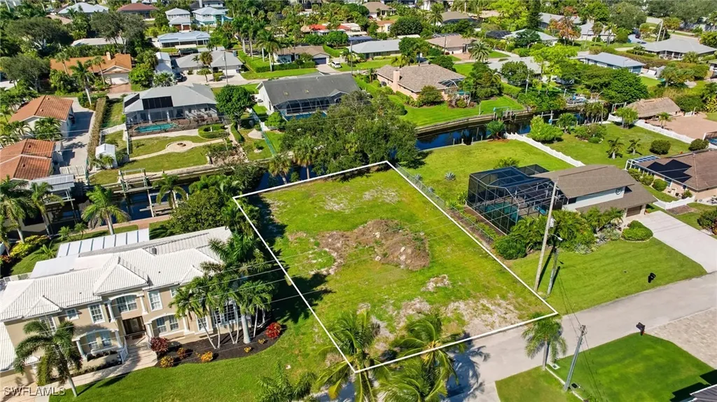 27090 Holly Lane Bonita Springs FL 34135