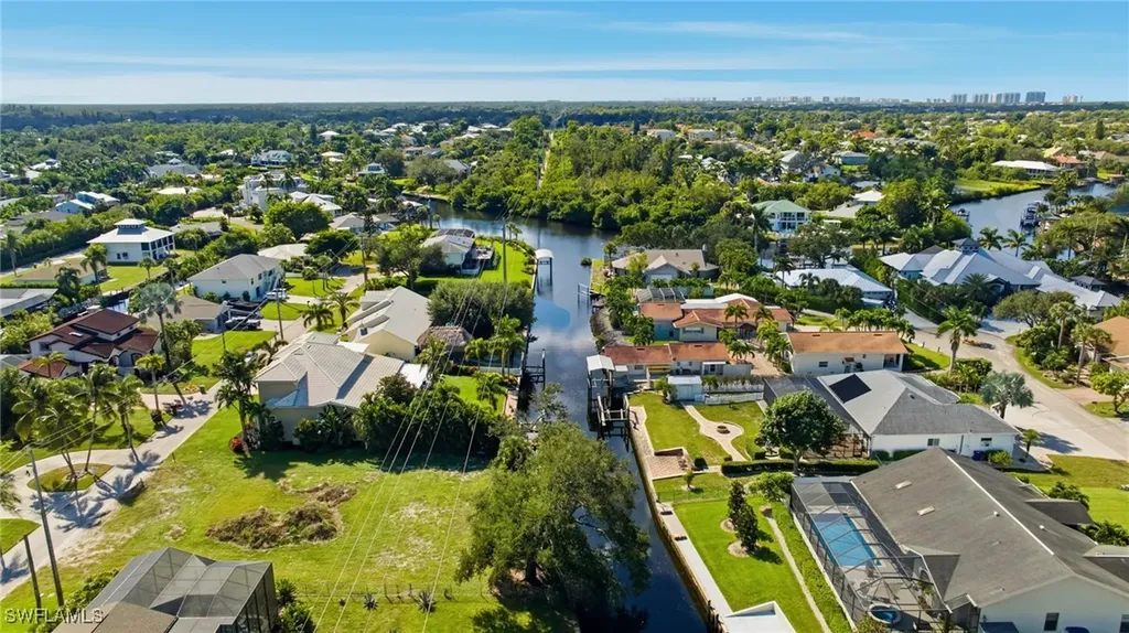 27090 Holly Lane Bonita Springs FL 34135