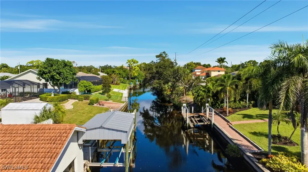 27090 Holly Lane Bonita Springs FL 34135