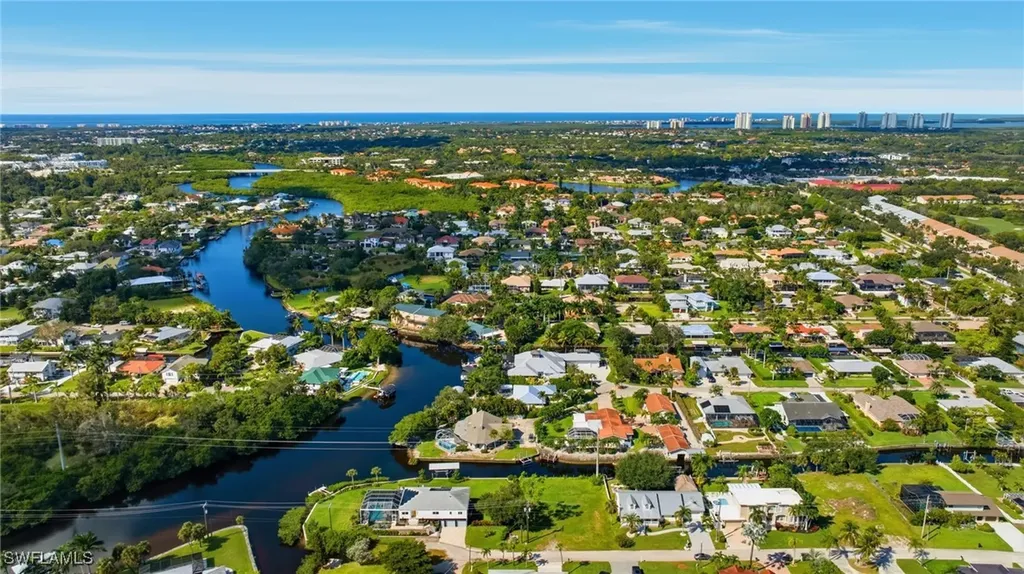 27090 Holly Lane Bonita Springs FL 34135