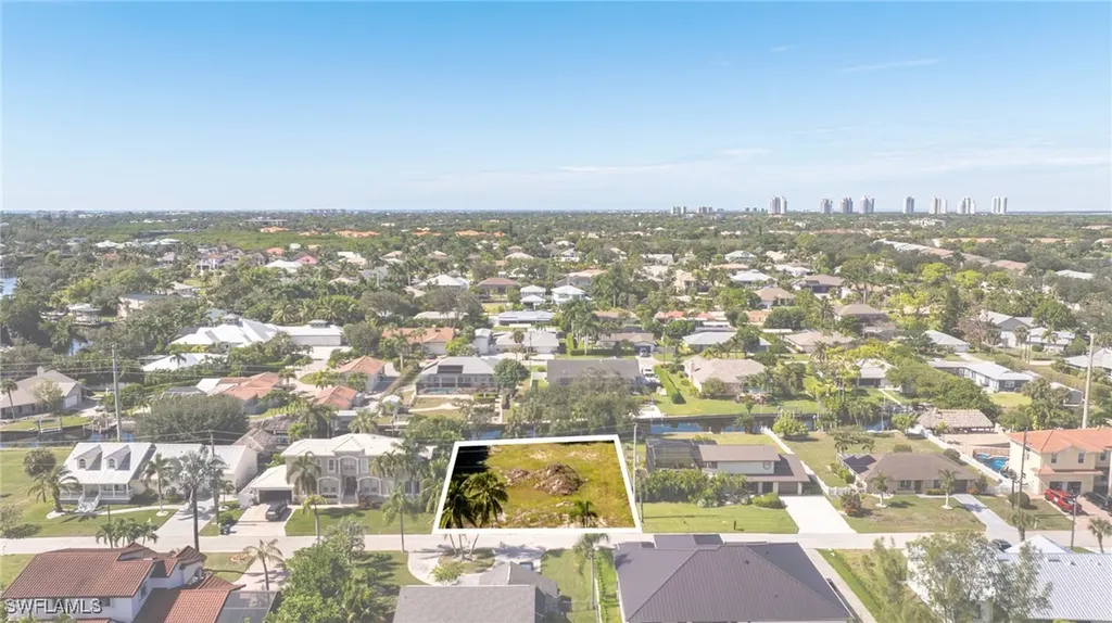 27090 Holly Lane Bonita Springs FL 34135