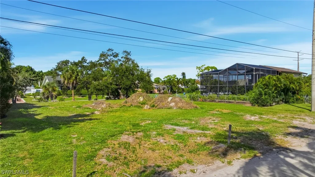 27090 Holly Lane Bonita Springs FL 34135