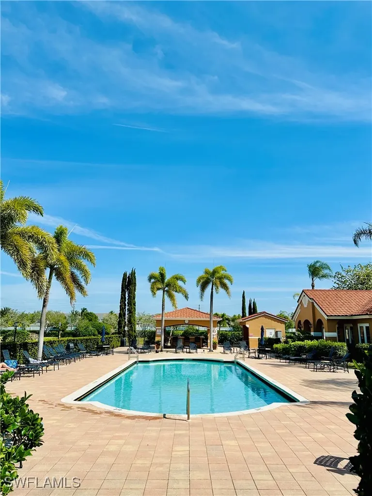 1820 Florida Club Circle Naples FL 34112