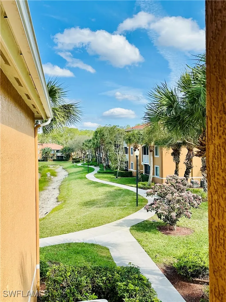 1820 Florida Club Circle Naples FL 34112