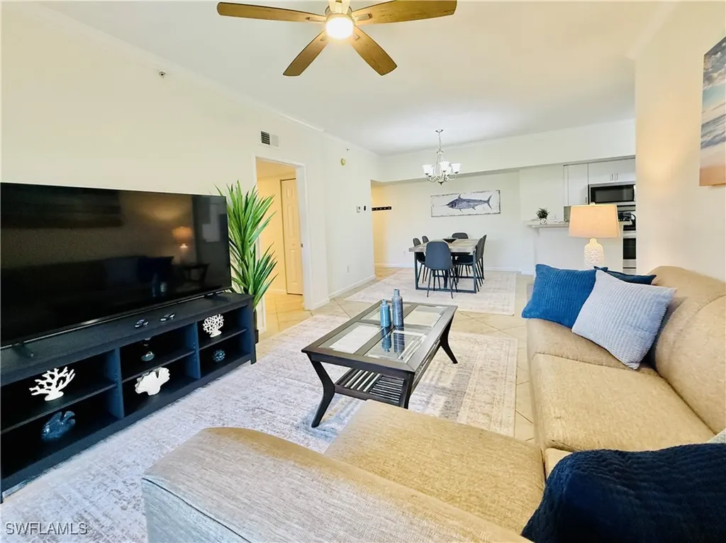 1820 Florida Club Circle Naples FL 34112