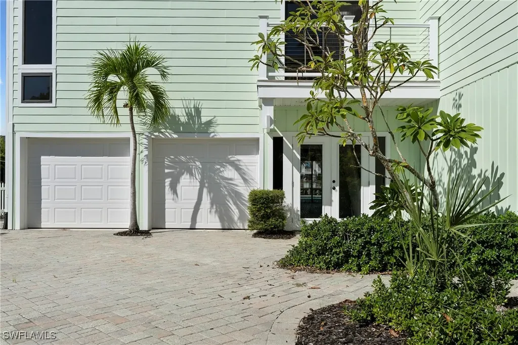 18292 Deep Passage Lane Fort Myers Beach FL 33931