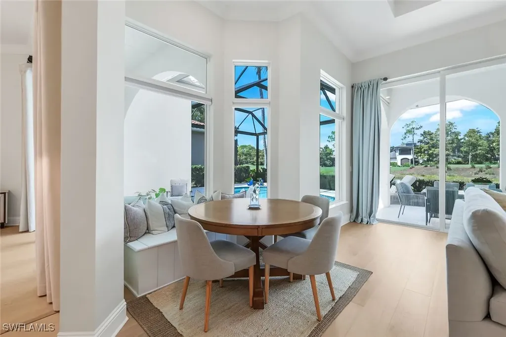 7395 Monteverde Way Naples FL 34119