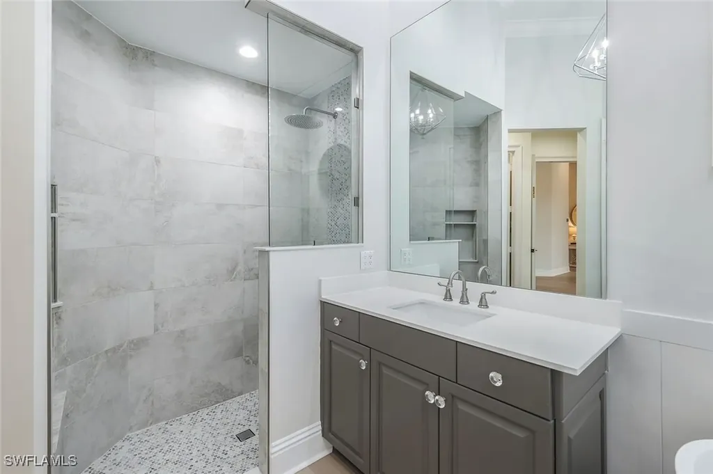 7395 Monteverde Way Naples FL 34119