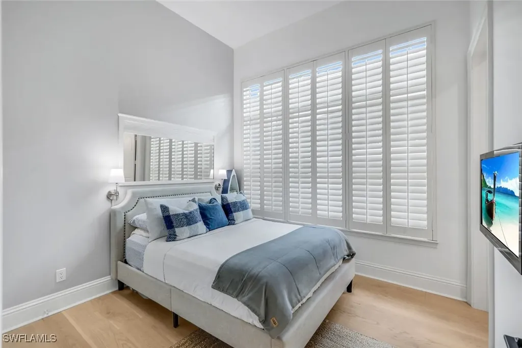 7395 Monteverde Way Naples FL 34119