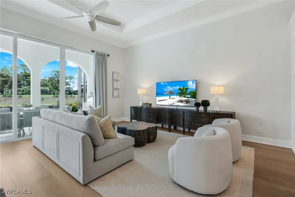 7395 Monteverde Way Naples FL 34119