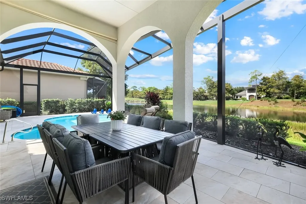 7395 Monteverde Way Naples FL 34119