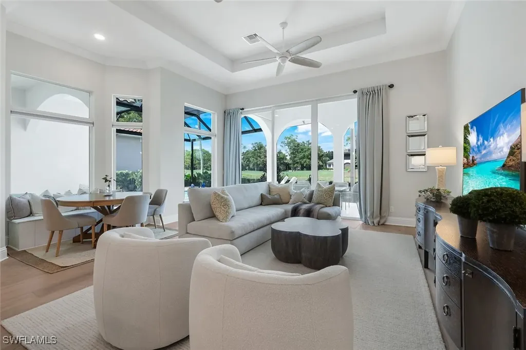 7395 Monteverde Way Naples FL 34119