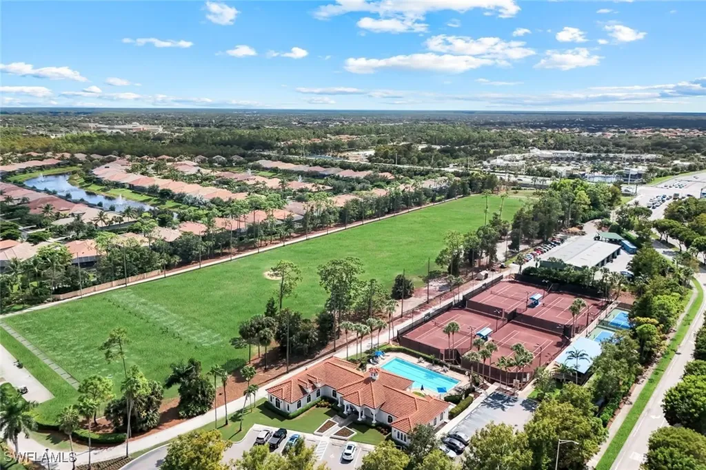 7395 Monteverde Way Naples FL 34119