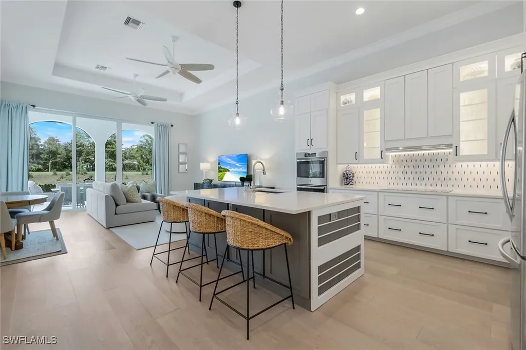 7395 Monteverde Way Naples FL 34119