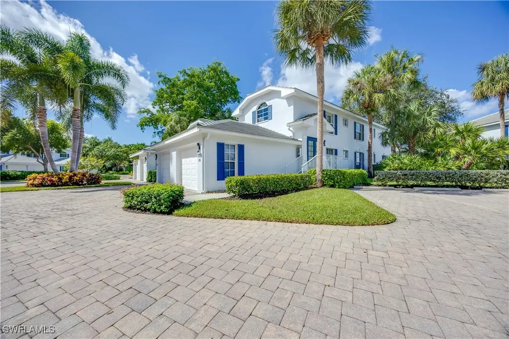 7050 Barrington Circle Naples FL 34108