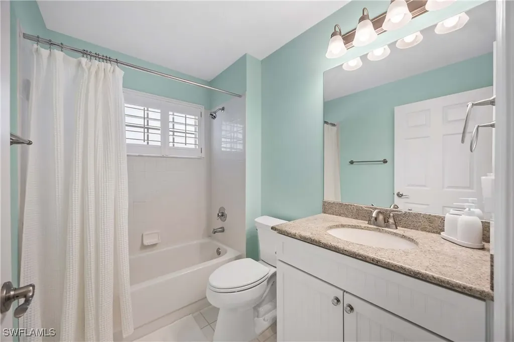 7050 Barrington Circle Naples FL 34108