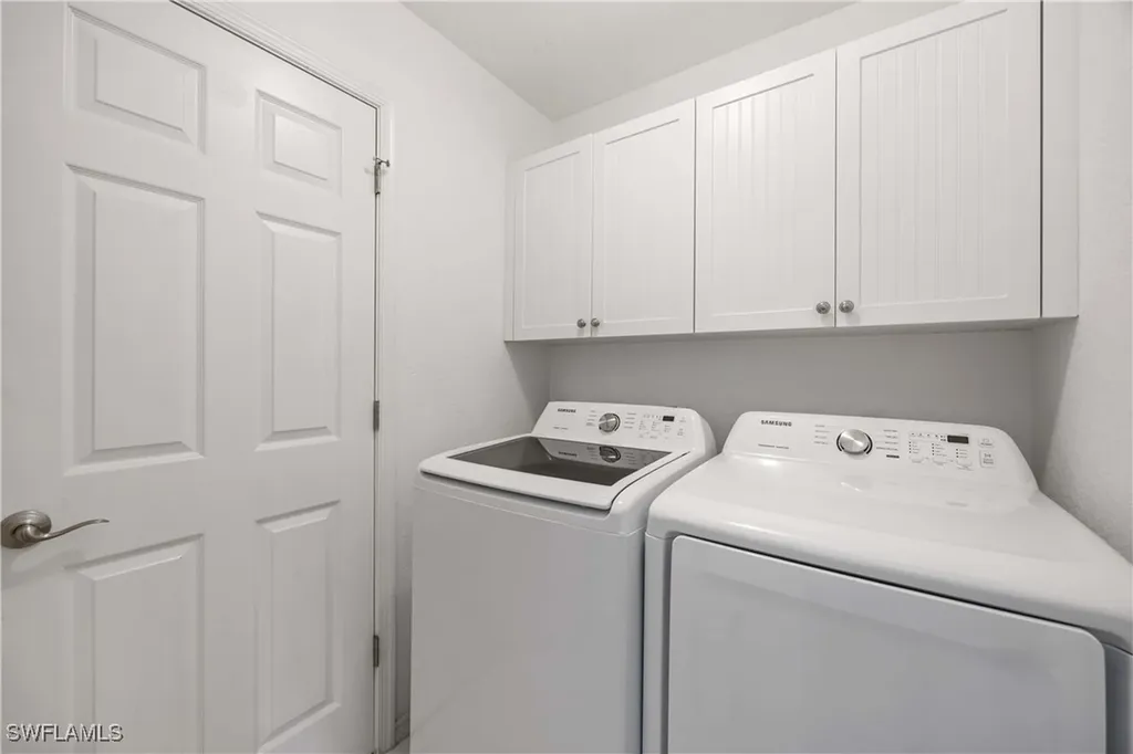 7050 Barrington Circle Naples FL 34108