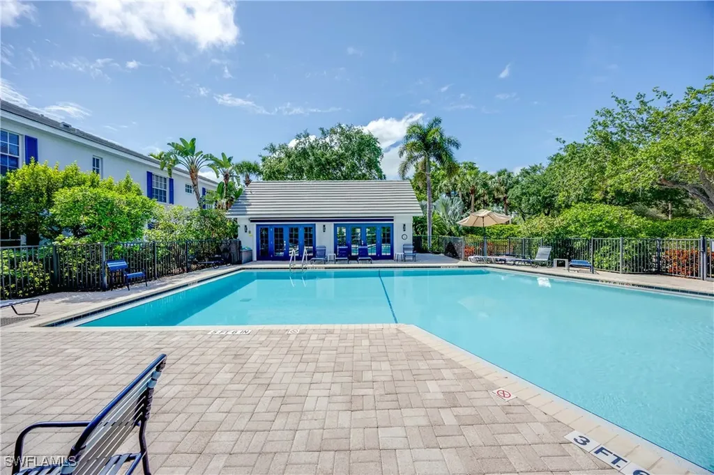 7050 Barrington Circle Naples FL 34108