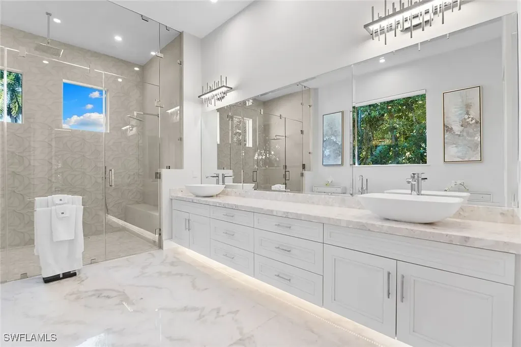 720 Orchid Drive Naples FL 34102
