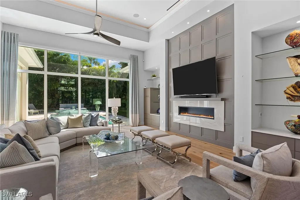 720 Orchid Drive Naples FL 34102