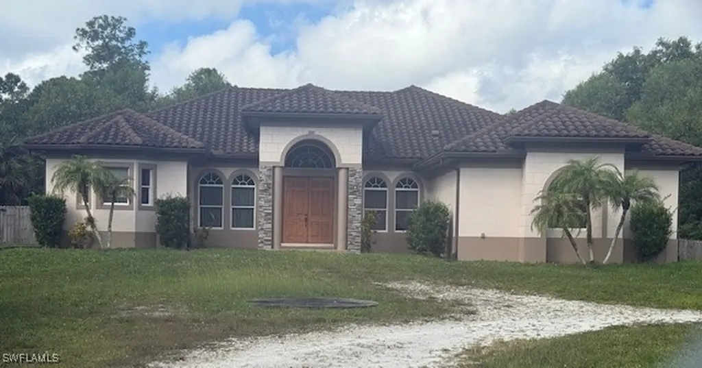 361 Everglades Boulevard N Naples FL 34120