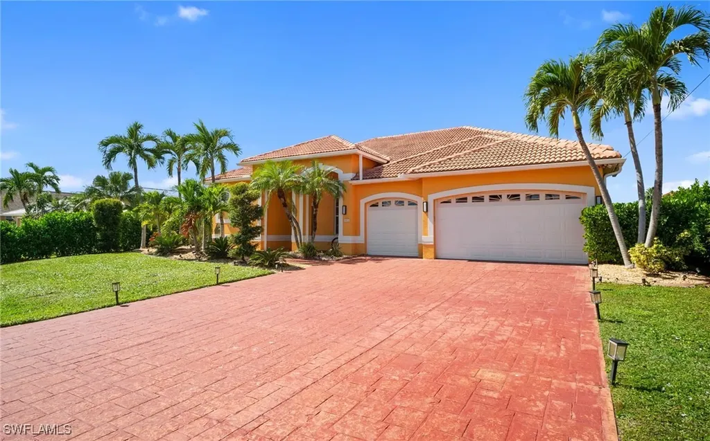 5024 SW 8th Place Cape Coral FL 33914