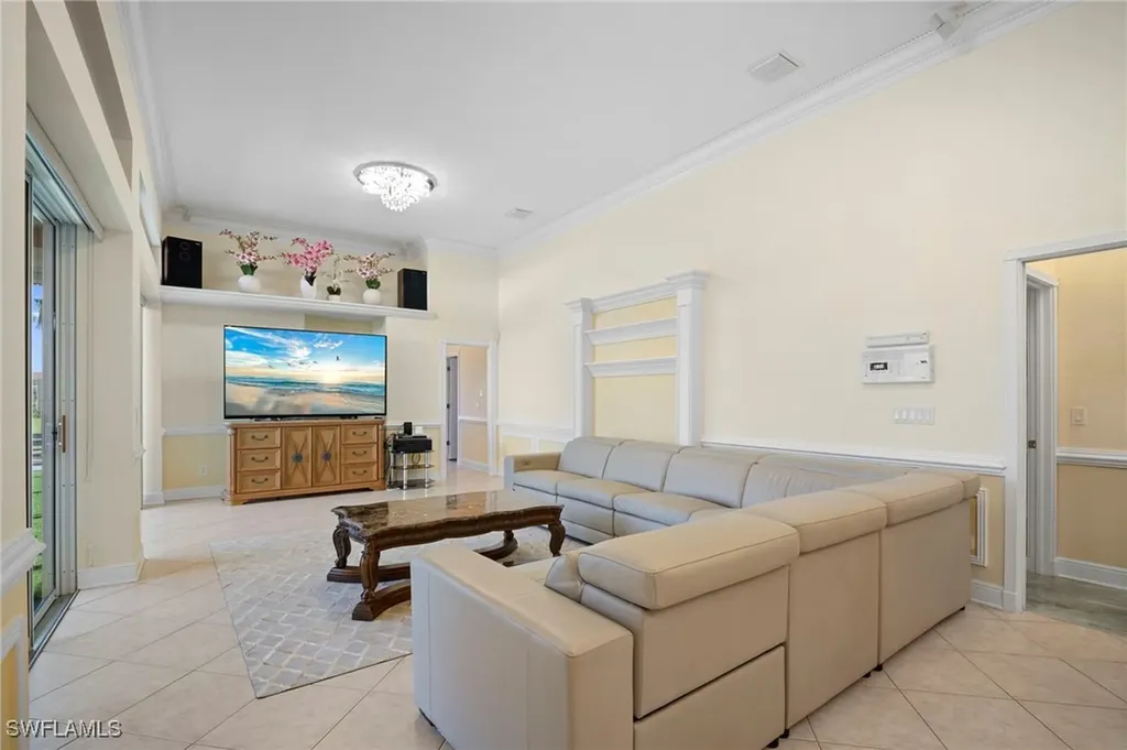 5024 SW 8th Place Cape Coral FL 33914