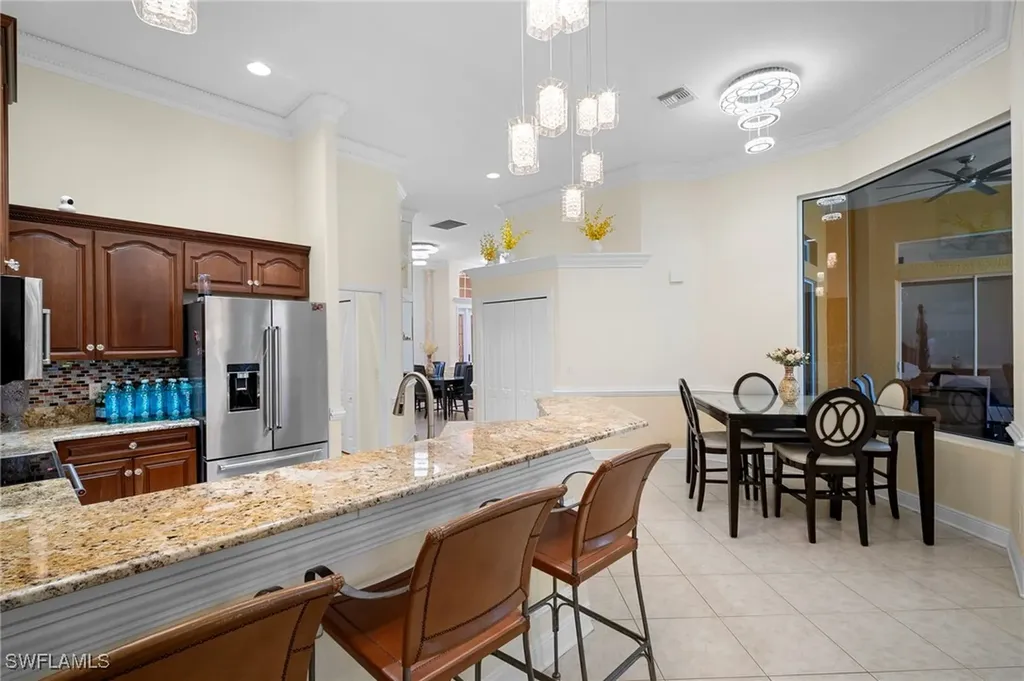 5024 SW 8th Place Cape Coral FL 33914