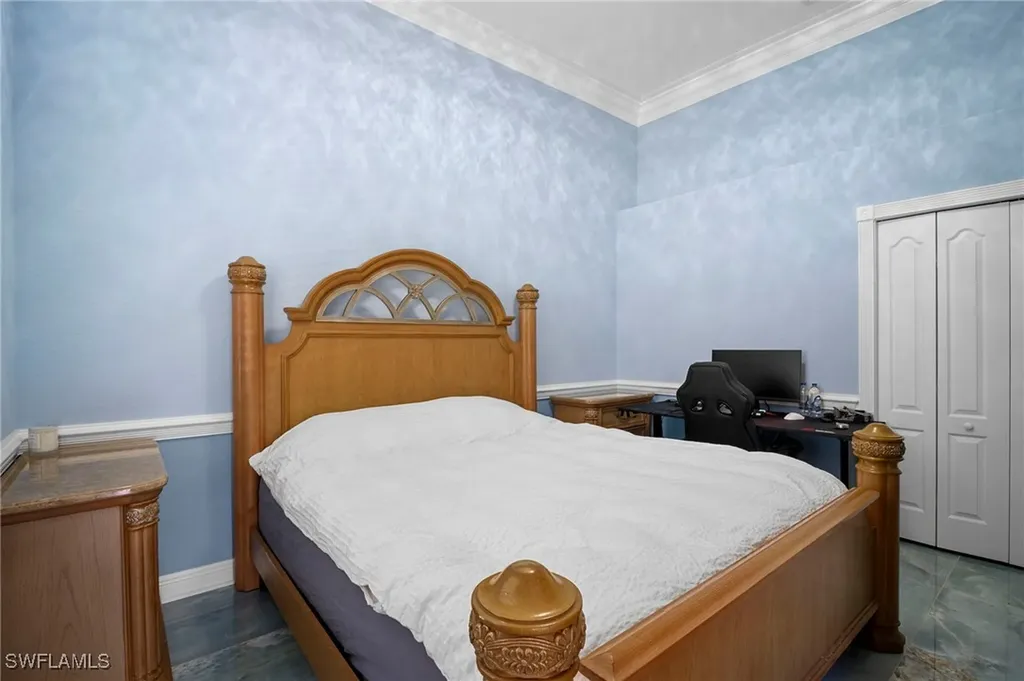 5024 SW 8th Place Cape Coral FL 33914