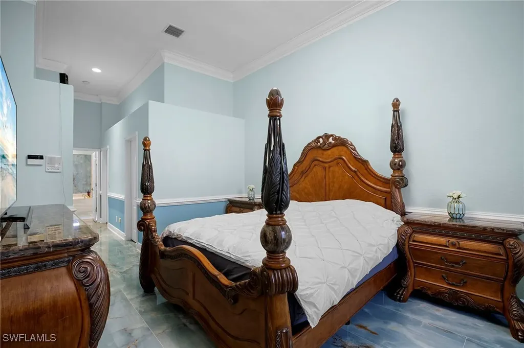 5024 SW 8th Place Cape Coral FL 33914