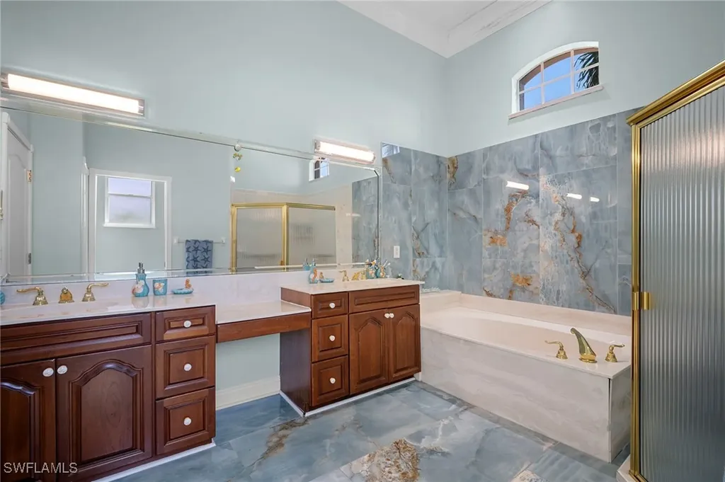 5024 SW 8th Place Cape Coral FL 33914