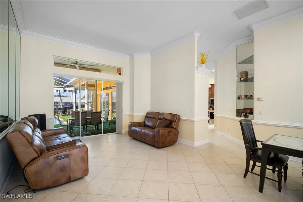5024 SW 8th Place Cape Coral FL 33914