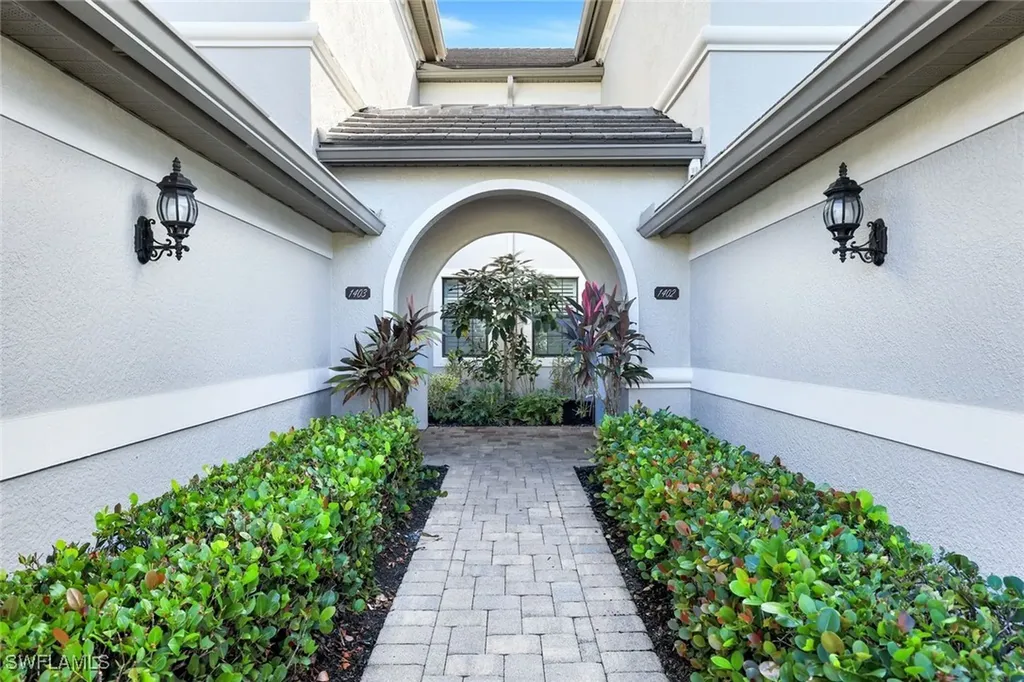 12066 Covent Garden Court Naples FL 34120