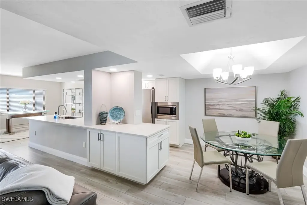 10951 Gulf Shore Drive Naples FL 34108