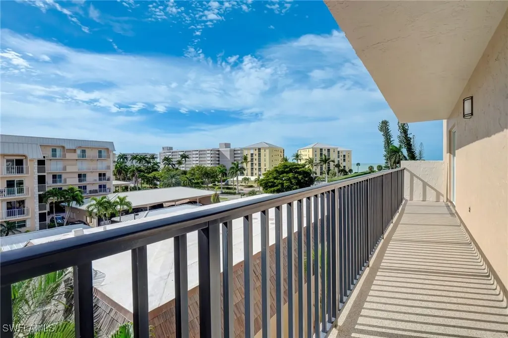 3500 Gulf Shore Boulevard N Naples FL 34103