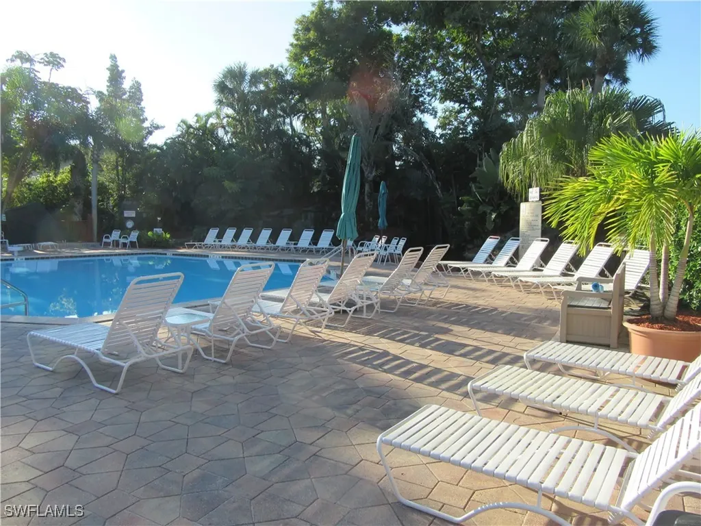 600 Neapolitan Way Naples FL 34103-8568