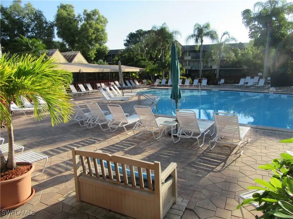 600 Neapolitan Way Naples FL 34103-8568