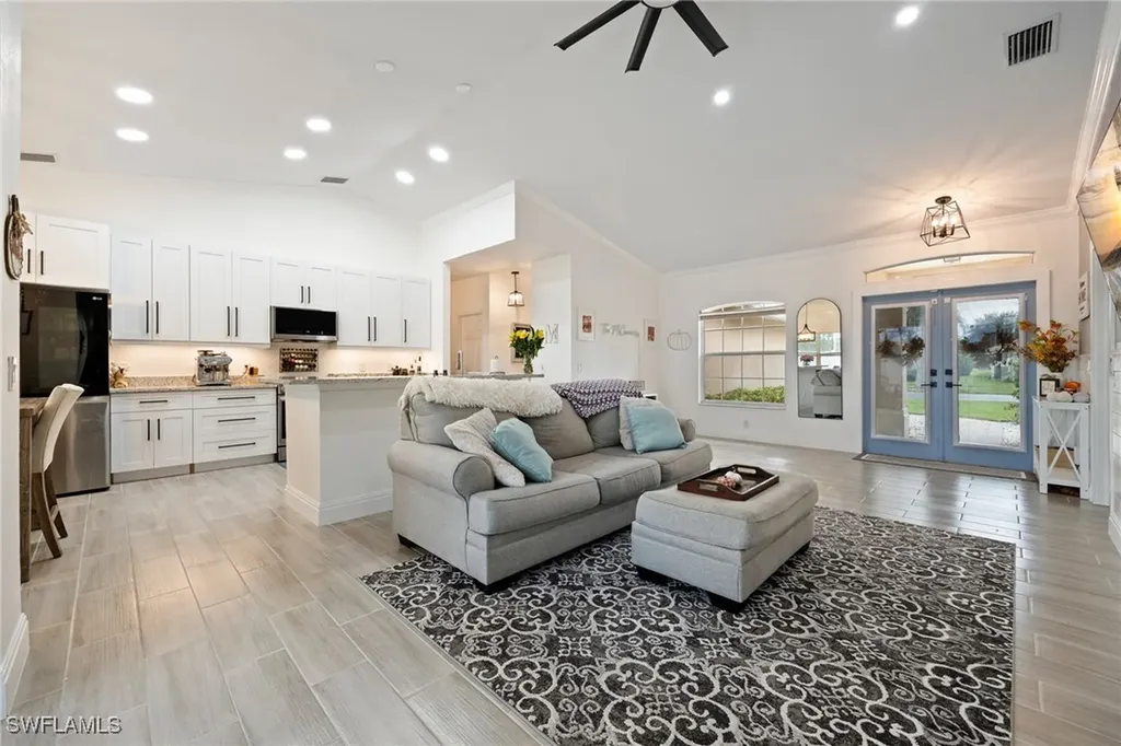 2939 Orange Grove Trail Naples FL 34120