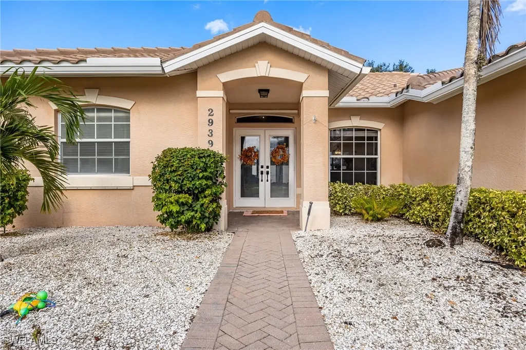 2939 Orange Grove Trail Naples FL 34120