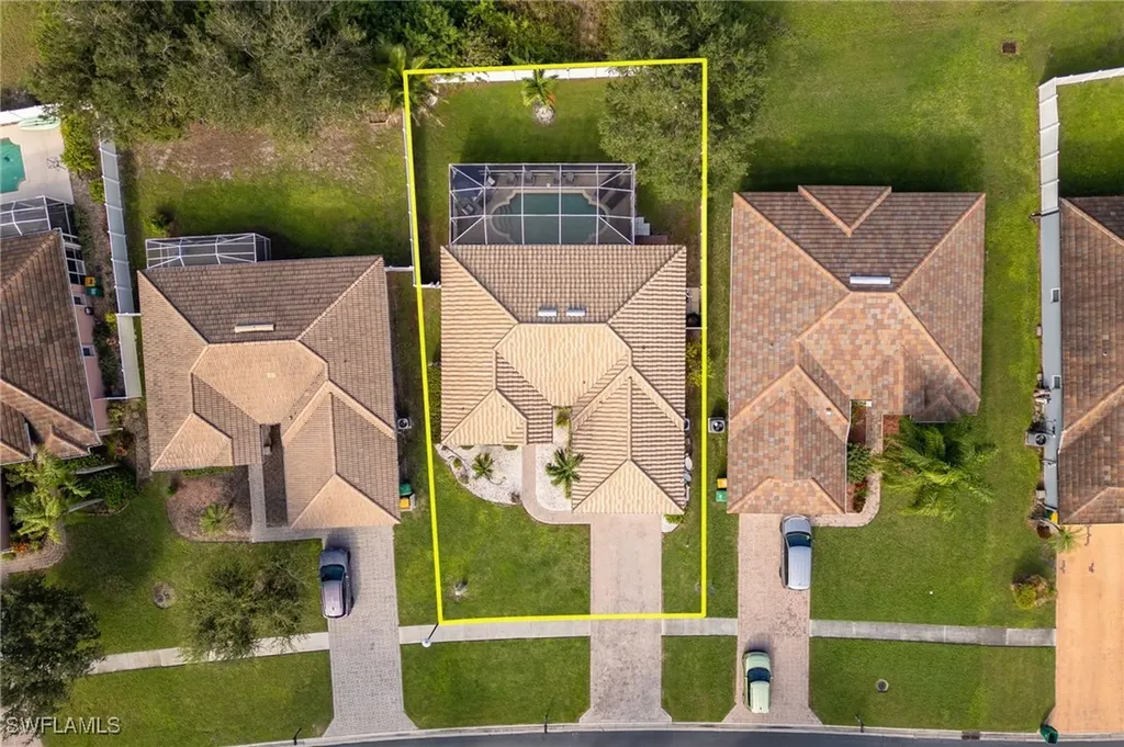 2939 Orange Grove Trail Naples FL 34120